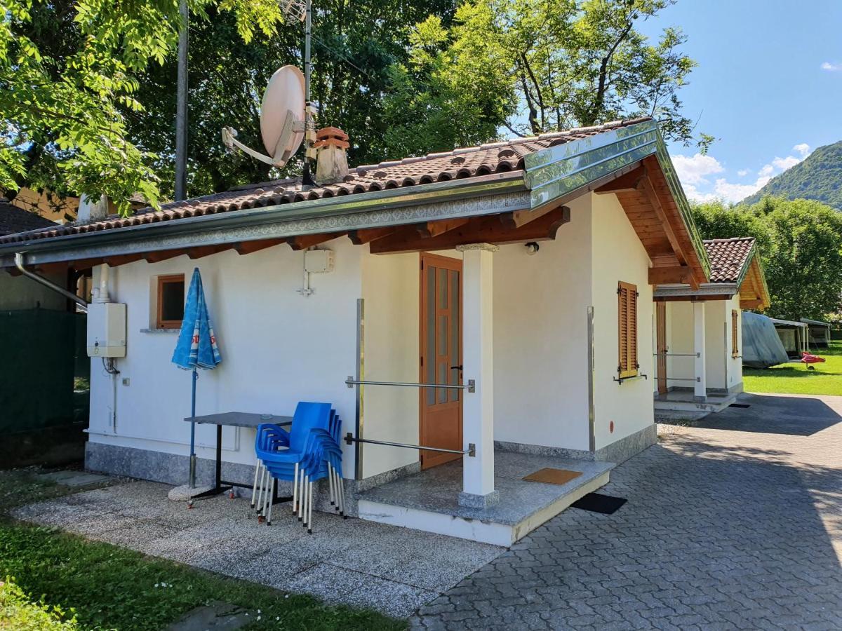 Bungalows In Camping Solarium Домазо Экстерьер фото